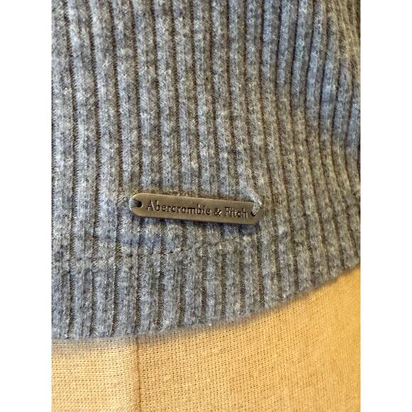 ABERCROMBIE & FITCH Gray Ribbed Tank Top shirt size S - Picture 2 of 7